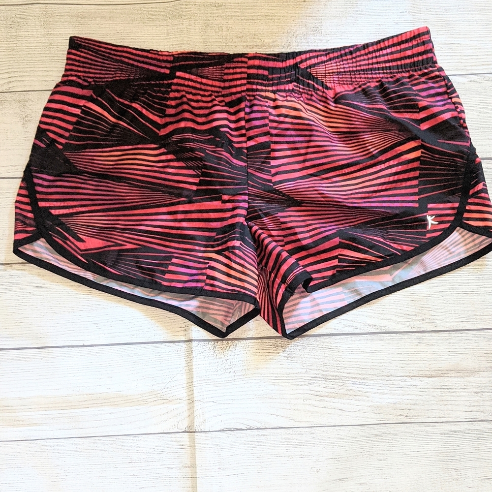 DANSKIN Active Run Shorts - Sz XL
